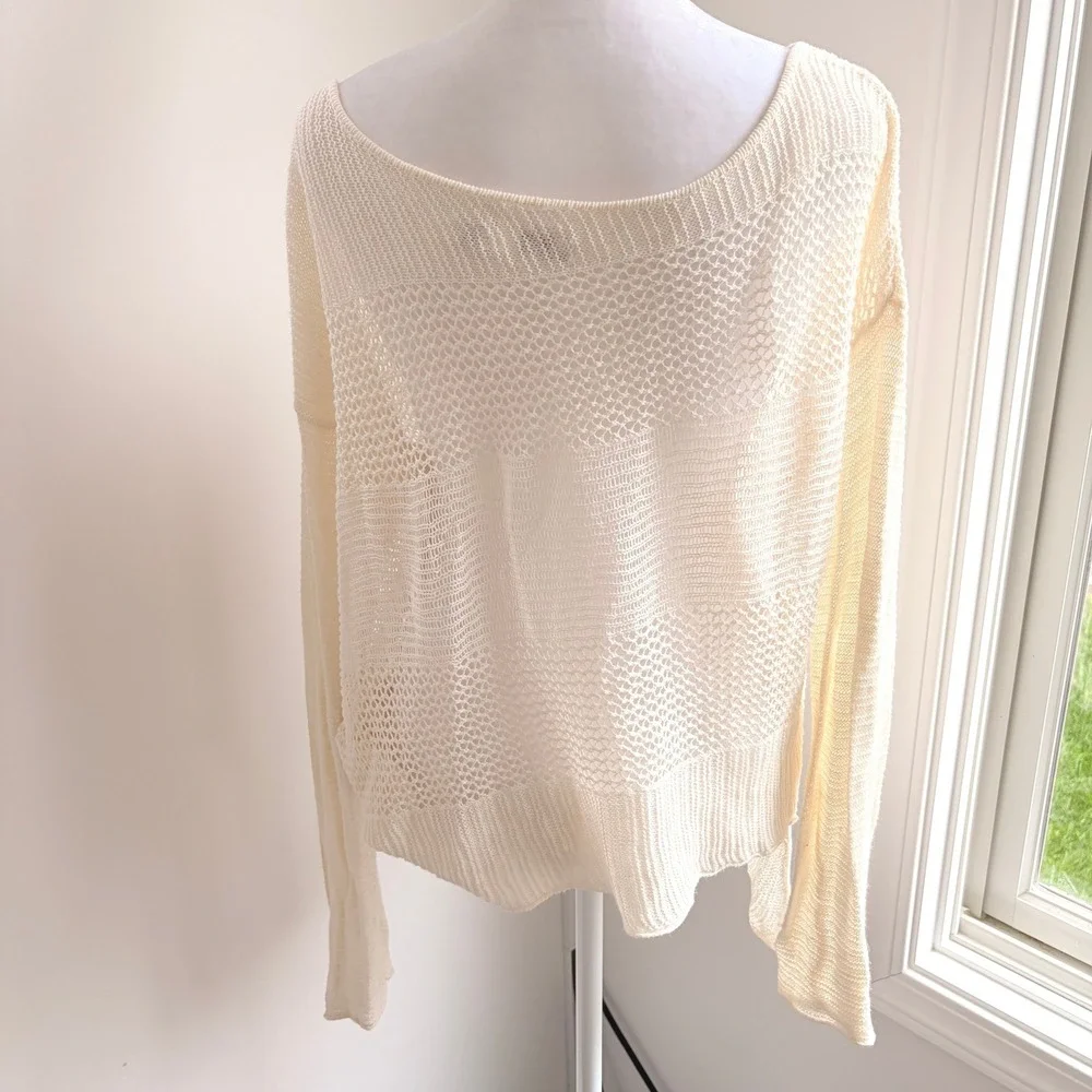 Prana Open Knit Sweater Large Boho Cream Asymmetrical Hem Mesh Crochet Pullover